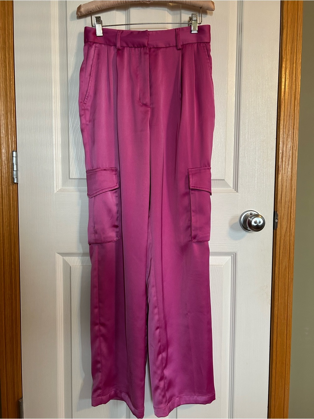 Dynamite Magenta Wide-Leg Cargo Pants